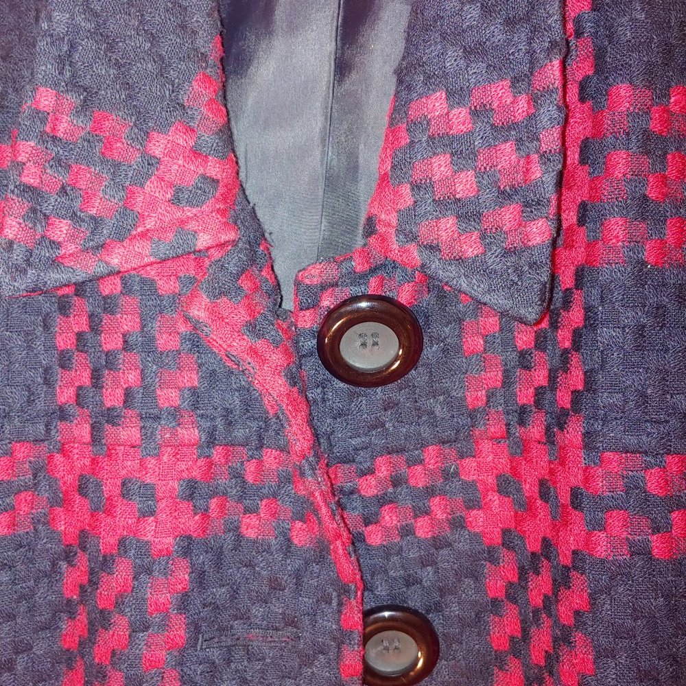 jacket - Picture 2 of 3